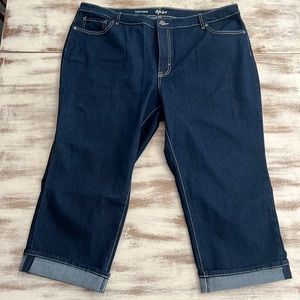 Style & Co curvy capri, the cuff is not stitched, never worn size 20w